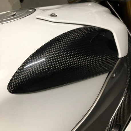 Carbon fiber Tank sliders - Carbone2Race - BMW S 1000R 2014-20