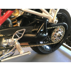 Protège-chaîne (2 pièces) en fibre de Carbone - Carbone2Race - DUCATI 1199/1299/Panigale