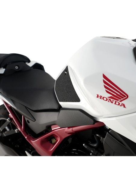 Tank grip kit R&G Racing 2 pieces black - Honda CB750 Hornet 2023/+