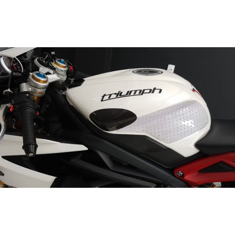 Protections de réservoir en fibre de Carbone - Carbone2Race - TRIUMPH Daytona 675 2013-19