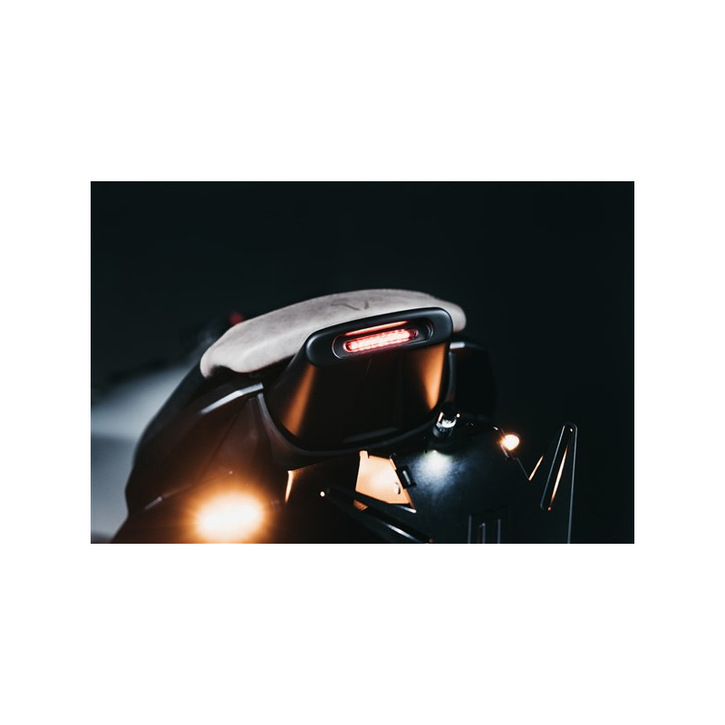 MOTOISM License Plate Holder - Honda CB650R 2021 /+ // CBR650R 2021 /+ -  Moto-Parts